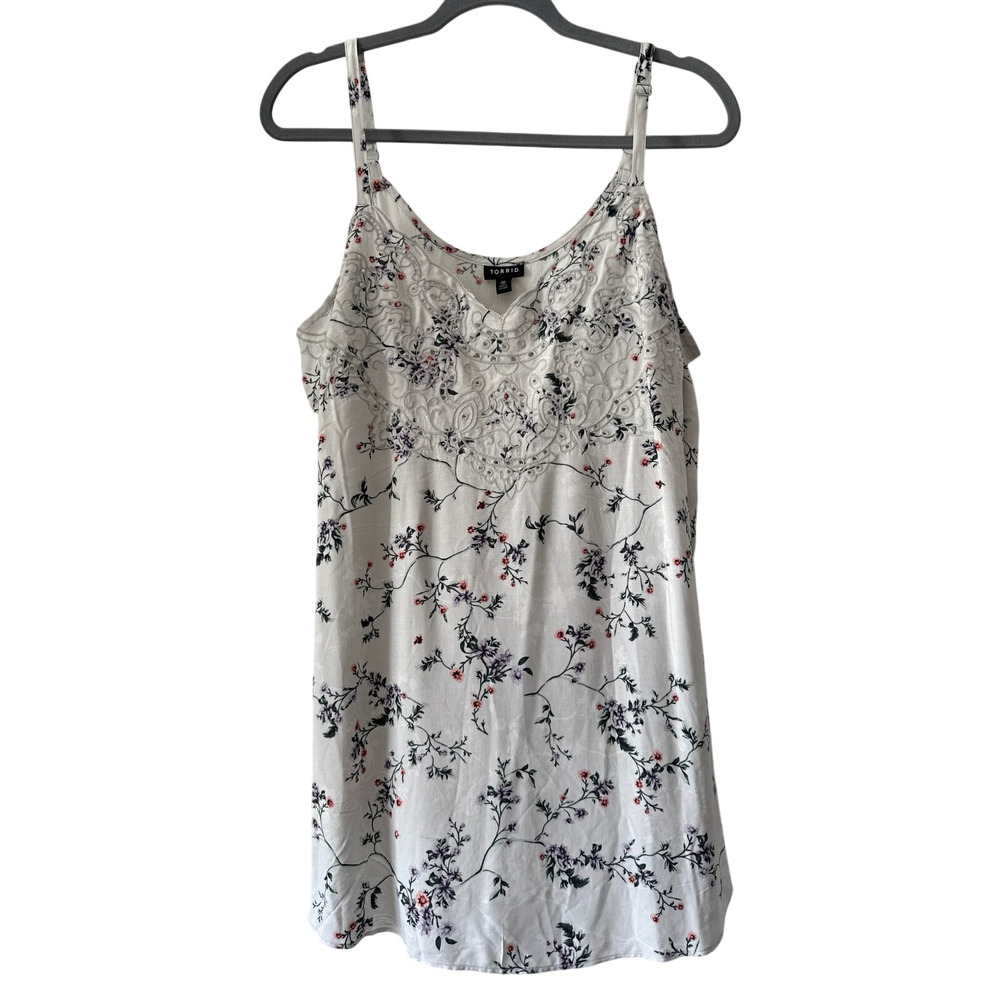 Torrid Gray Floral Cami Adjustable Straps Sz 00 M/L | EUC